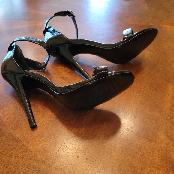 size 8 steve madden black heels - Picture 11 of 13